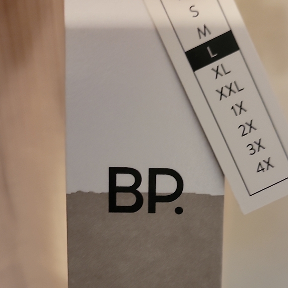 BP Cream Button Crop with Tank - Picture 2 of 3